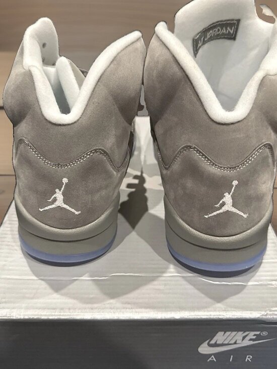 Size 9 - Air Jordan 5 Retro 2026 Wolf Grey DS NIB